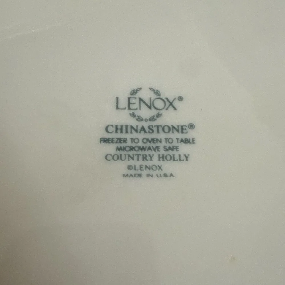 Lenox Chinastone COUNTRY HOLLY Dinner Plate  10.75” Made In USA Microwave Safe